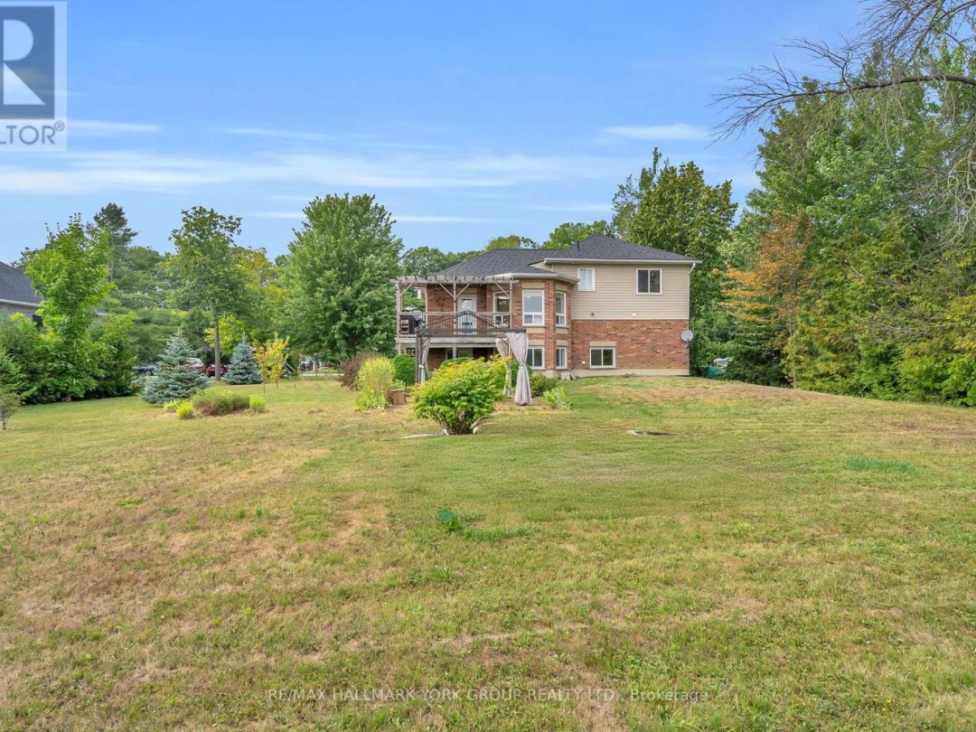 36 BALL AVENUE E, 