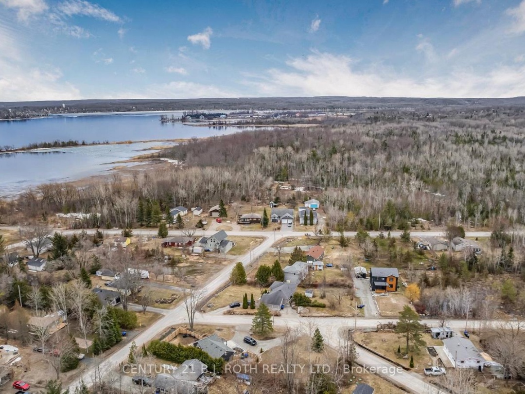 185 Silver Birch Crescent, Georgian Bay
