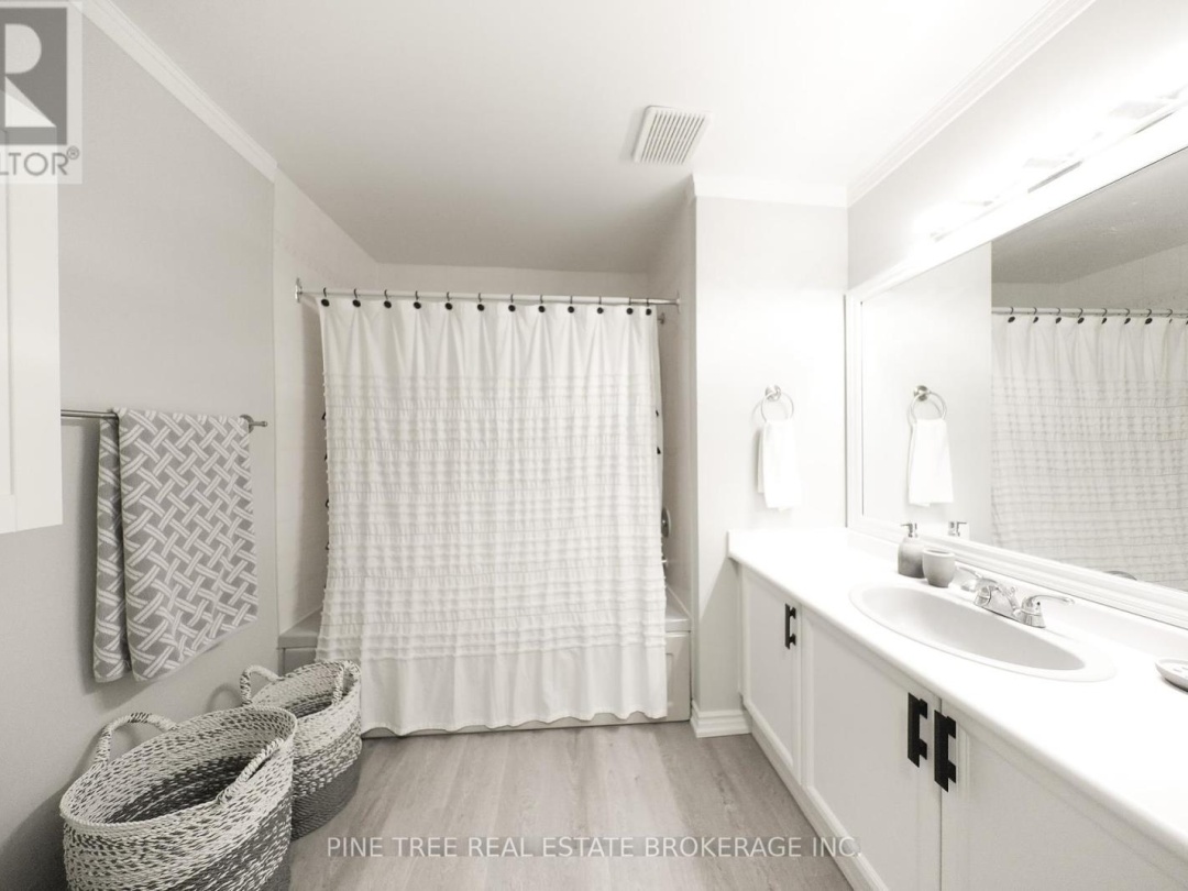 11 - 30 LAGUNA PARKWAY, 