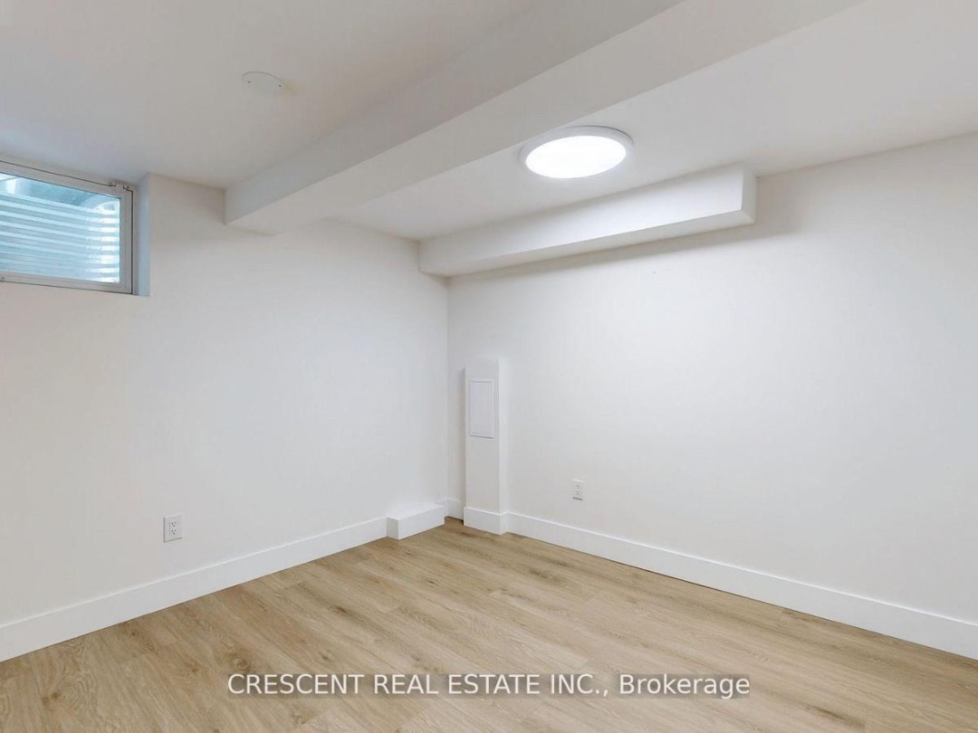 261 BARRIE ROAD, 