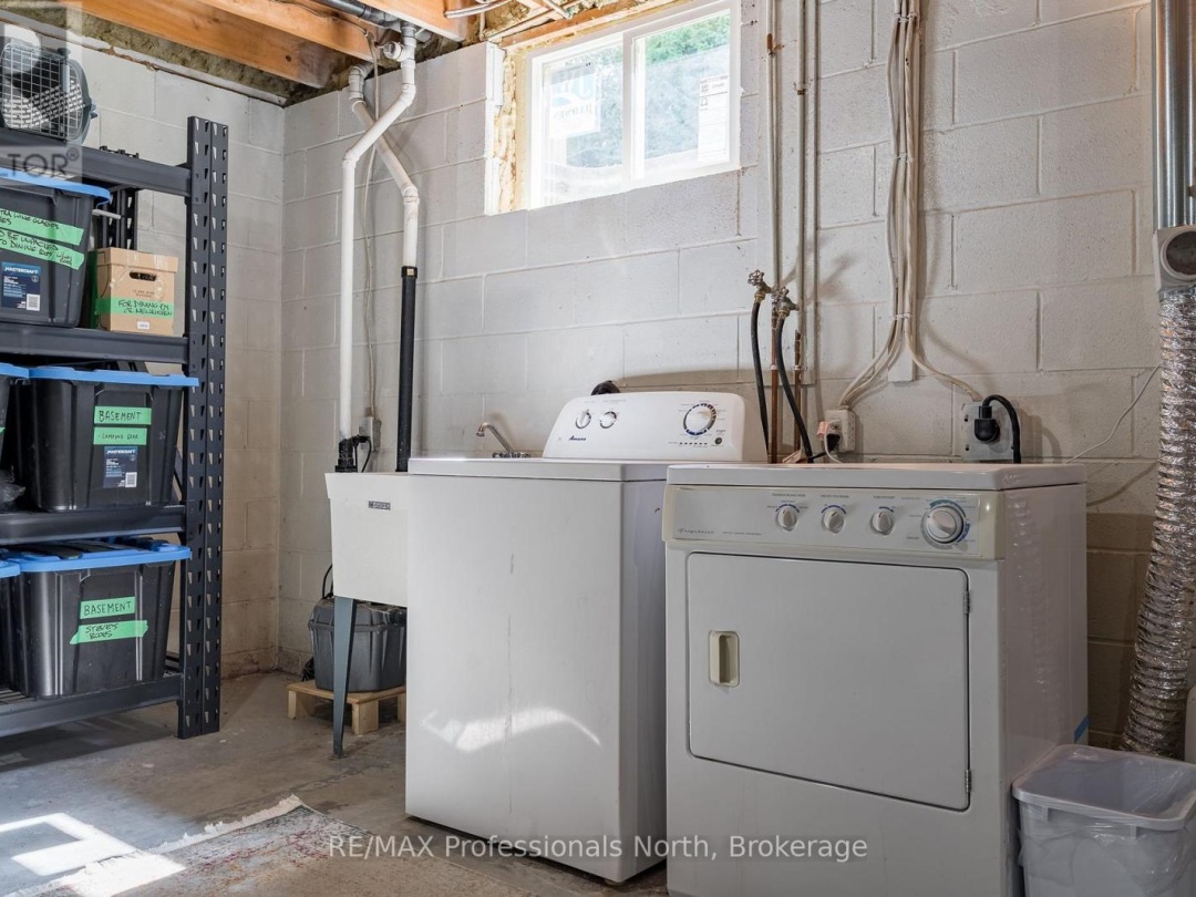 16 BROBST FOREST CRESCENT, 
