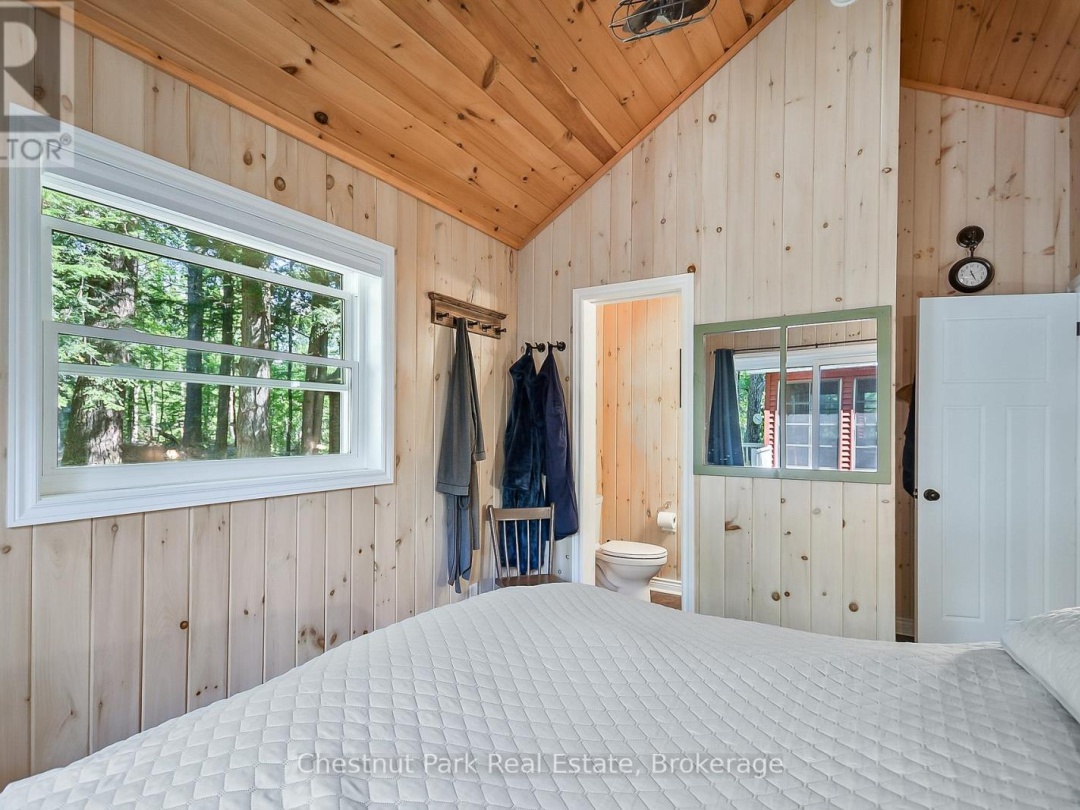 86 TAYLOR ISLAND, 