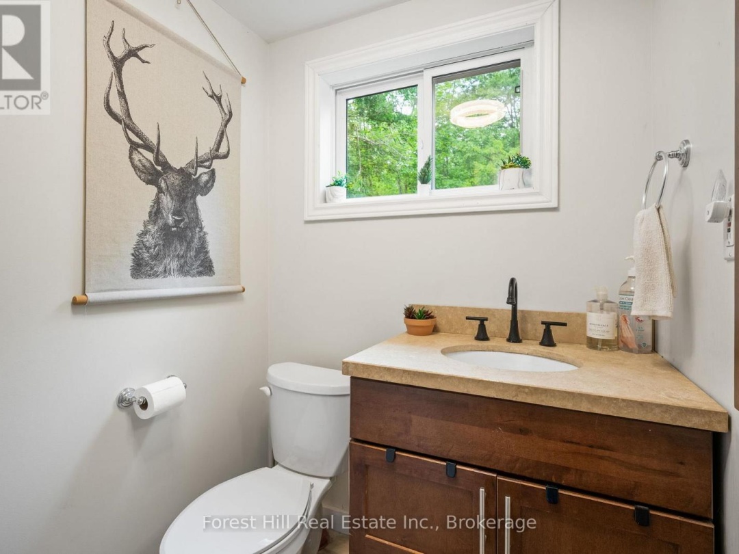 1099 BRACKEN TRAIL, 