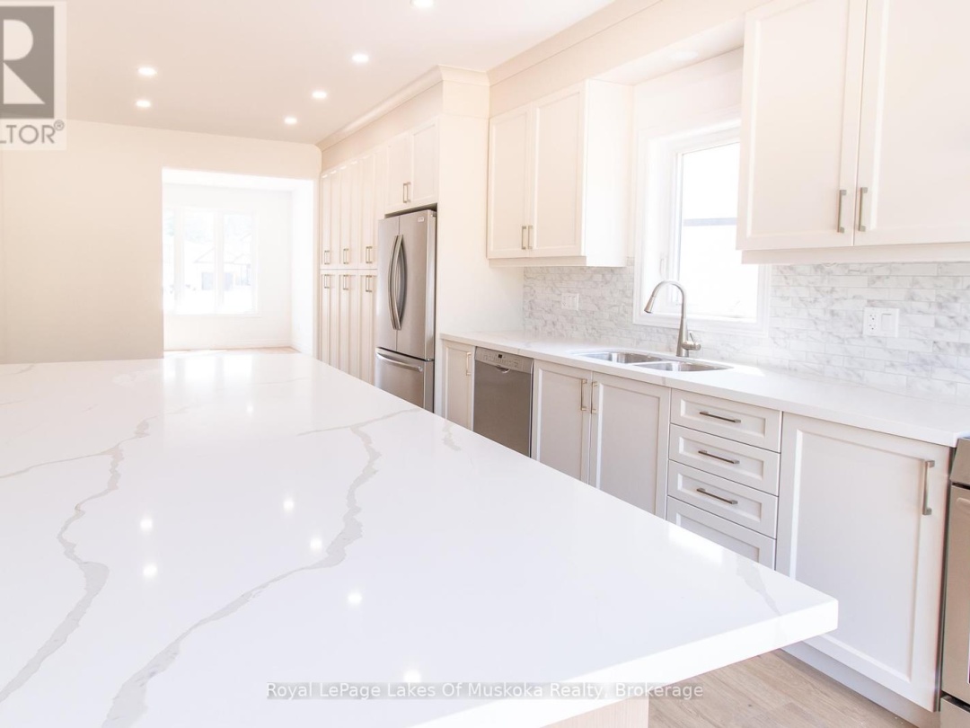 37 WHITEHORN PARK, 