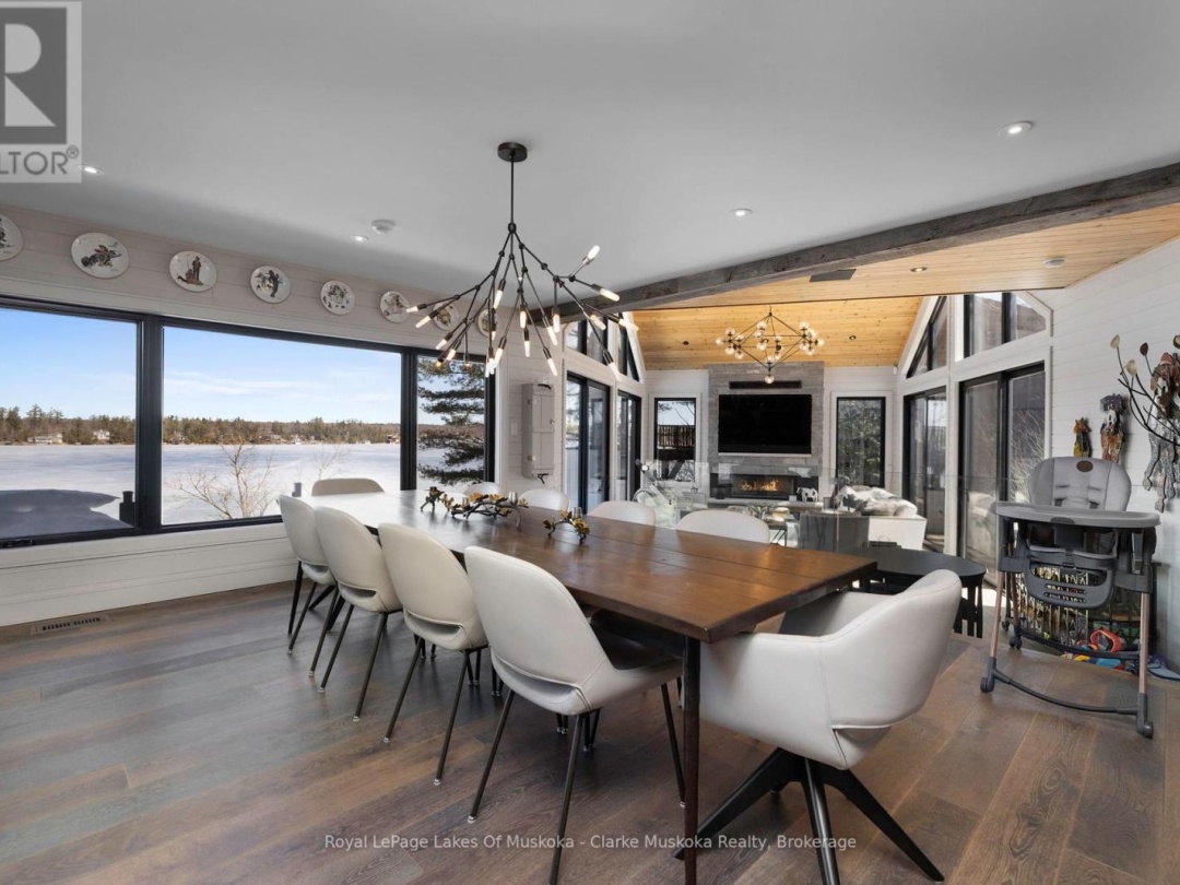 305 Wapaska Crescent, Lake Muskoka