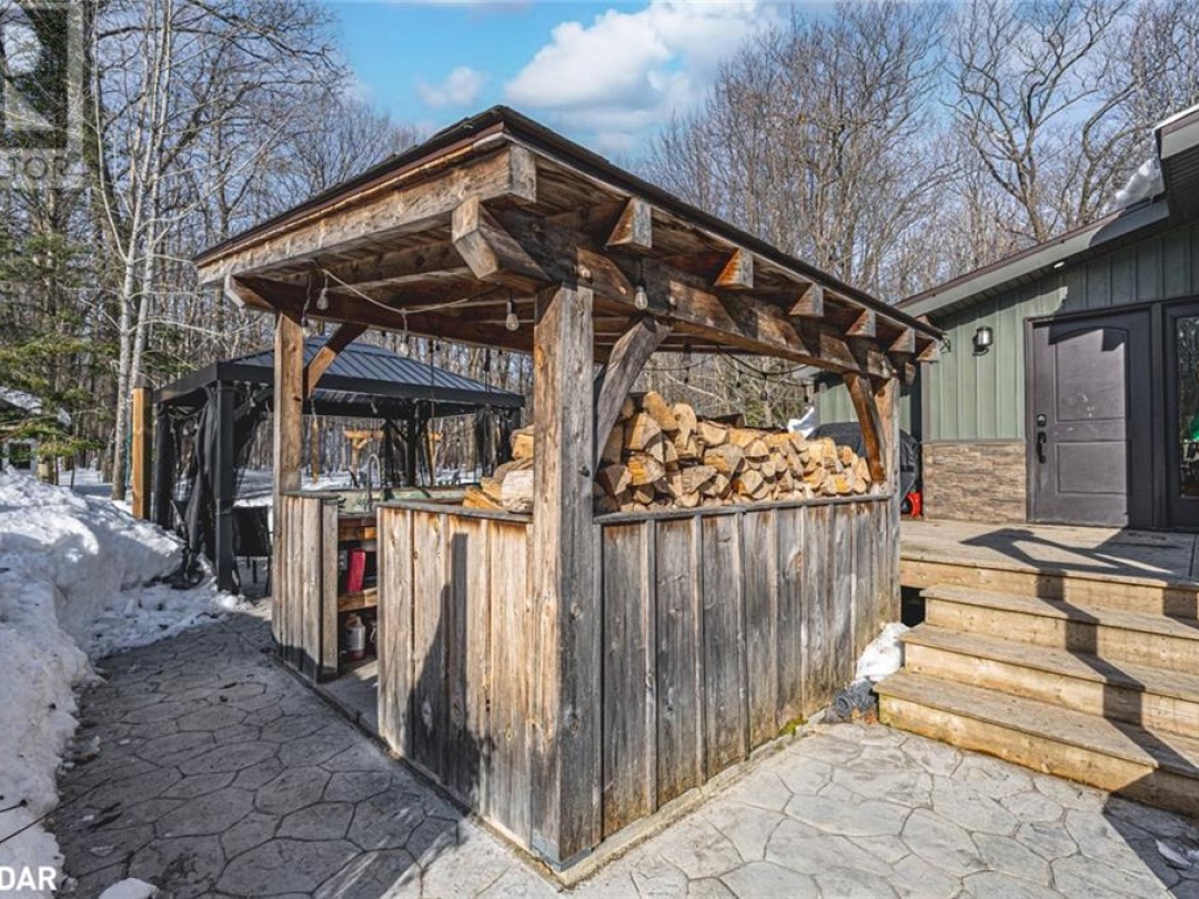 1710 Sandhill Road, Waubaushene