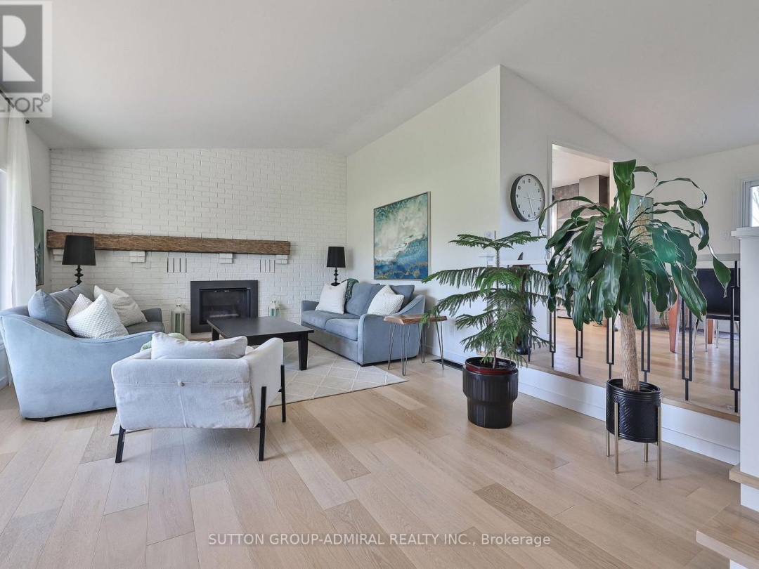 112 BAYSHORE DRIVE, Lake Simcoe