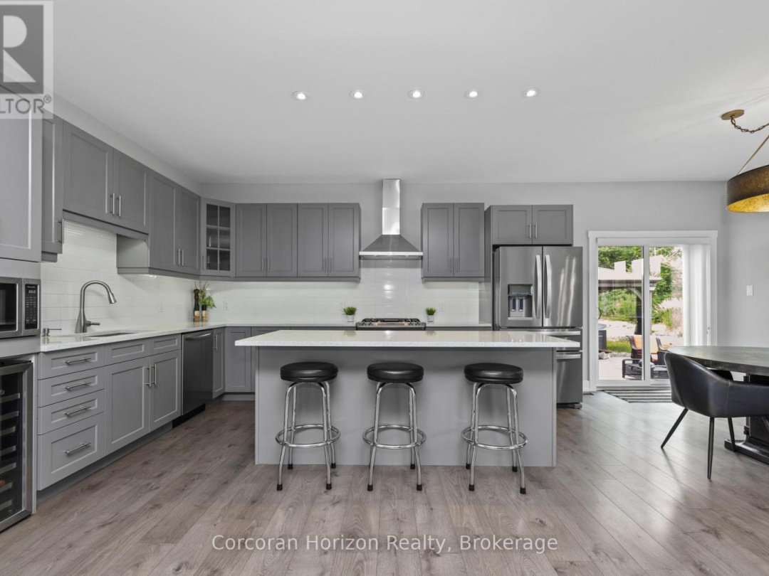 12 REIDS RIDGE, 