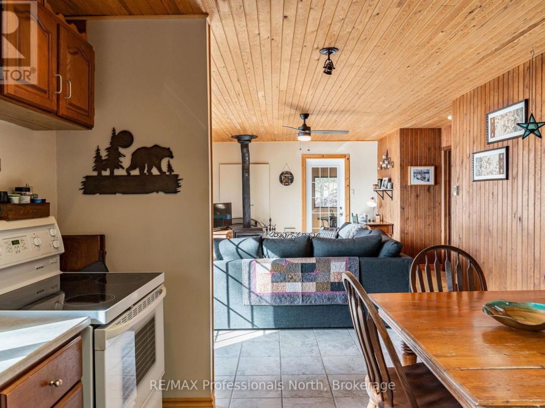 1196 Portage Road, South Portage Lake