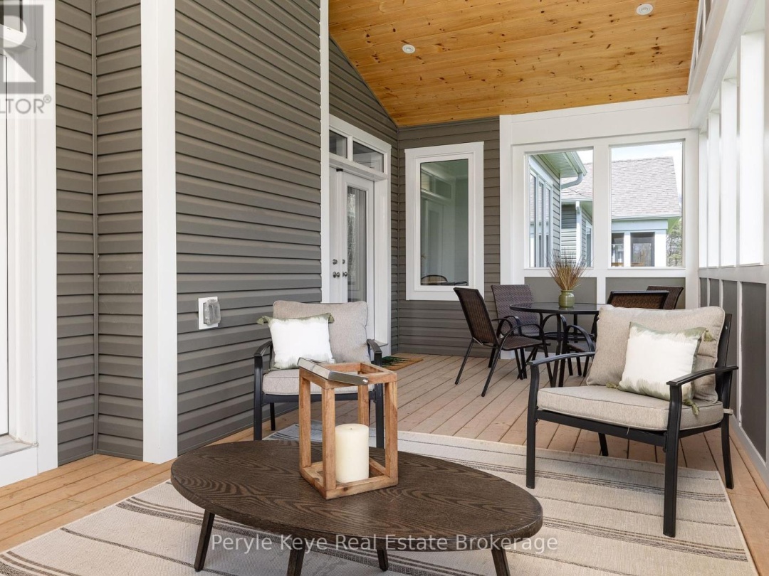 30 DYER CRESCENT, 