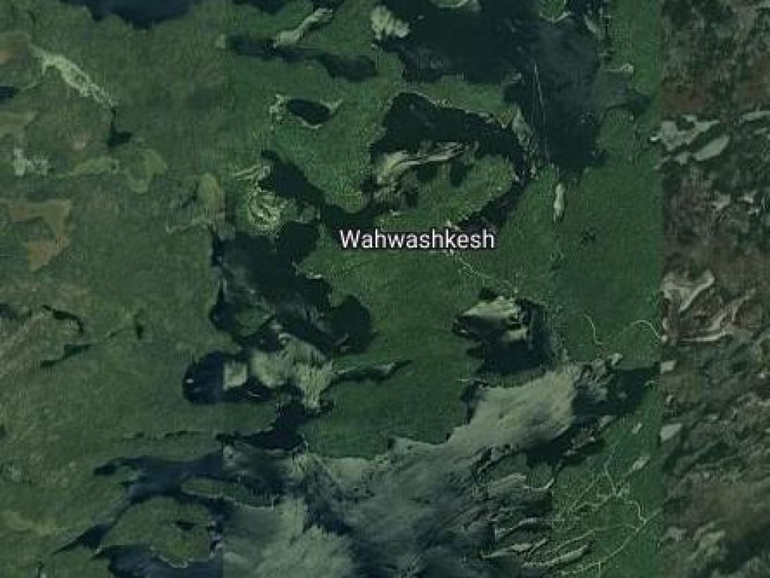 3 Sandy Hook, Wahwashkesh Lake