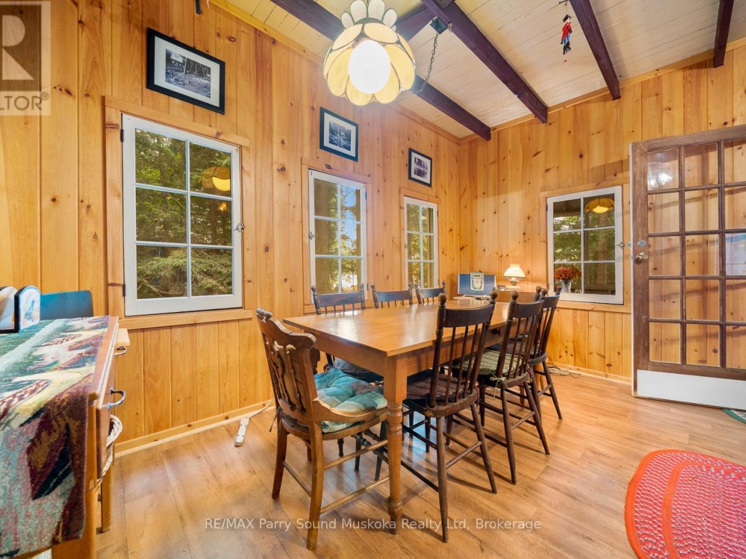 897 172 WA HORSESHOE LAKE, 