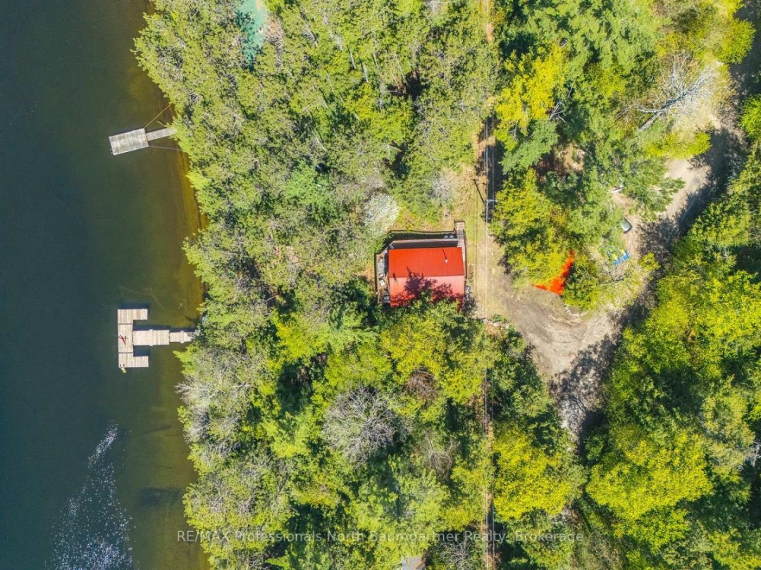 2766 Wilkinson Road, Kennisis Lake