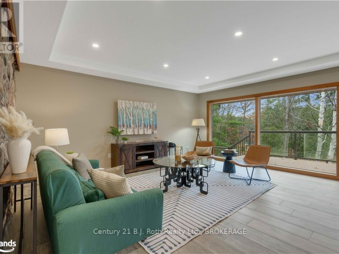 2983 Whelan Way, Black Lake
