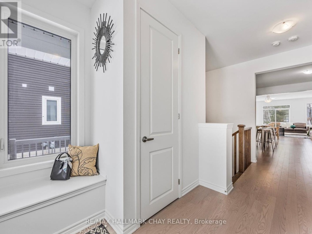 12 DYER CRESCENT, 