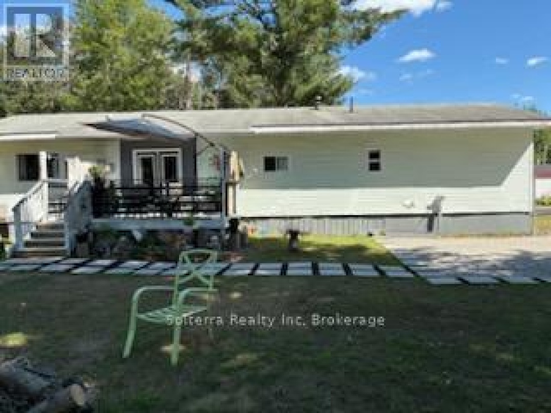 UNIT 402 - 1713 HIGHWAY 11, SOUTH S, 