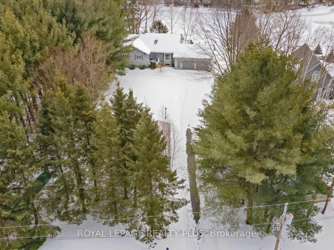 16 BLACK BEAR DRIVE, Burnt River