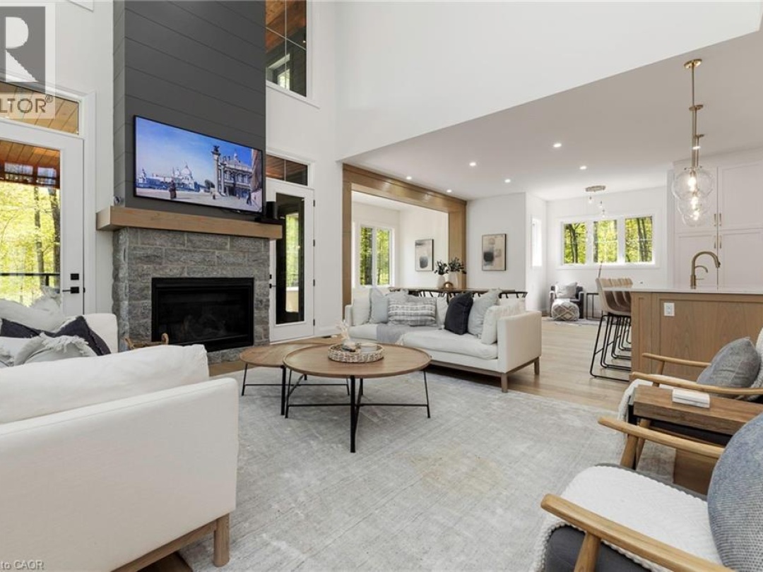 14 ST GEORGES Court, 