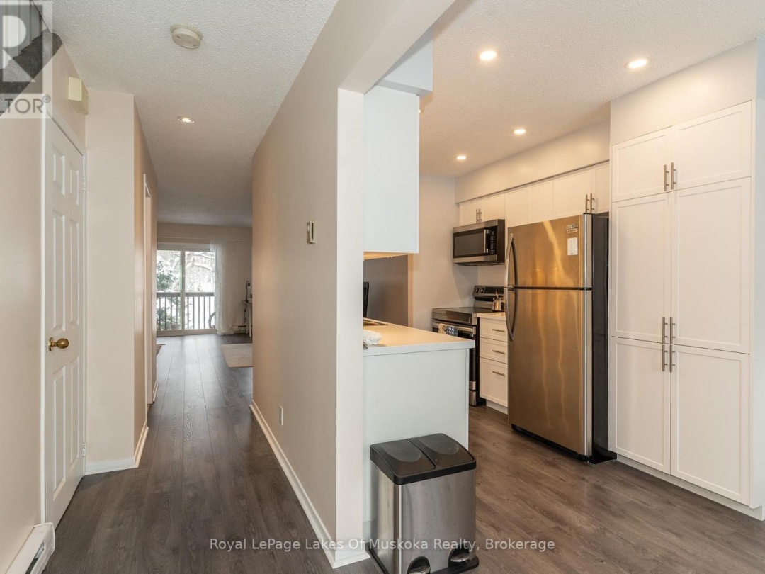 10 - 142 ECCLESTONE DRIVE, Muskoka River