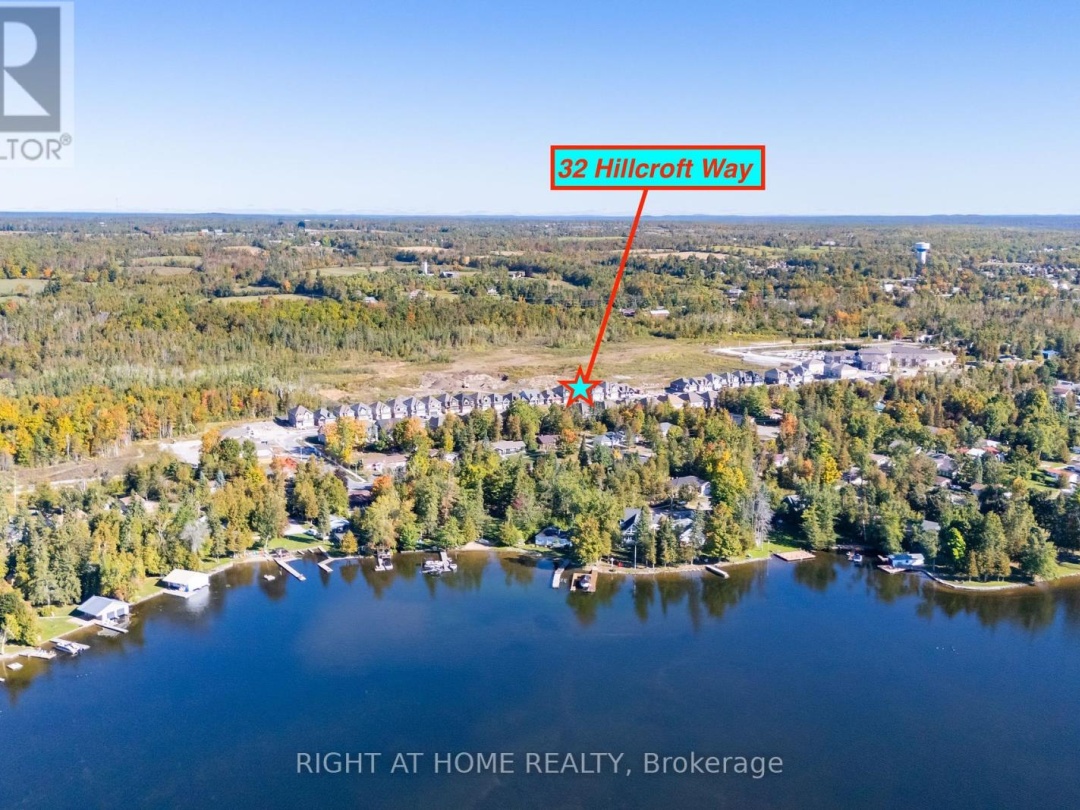 32 HILLCROFT WAY, 
