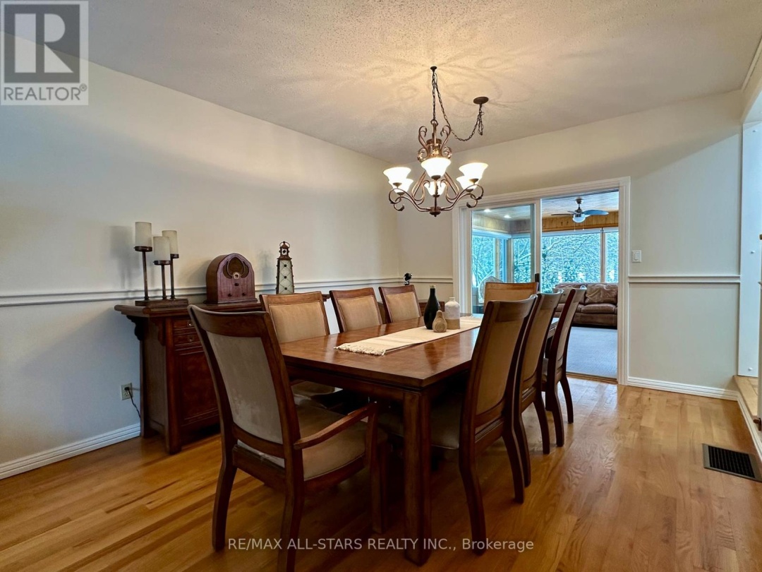 91 Riverside Drive, Pigeon Lake