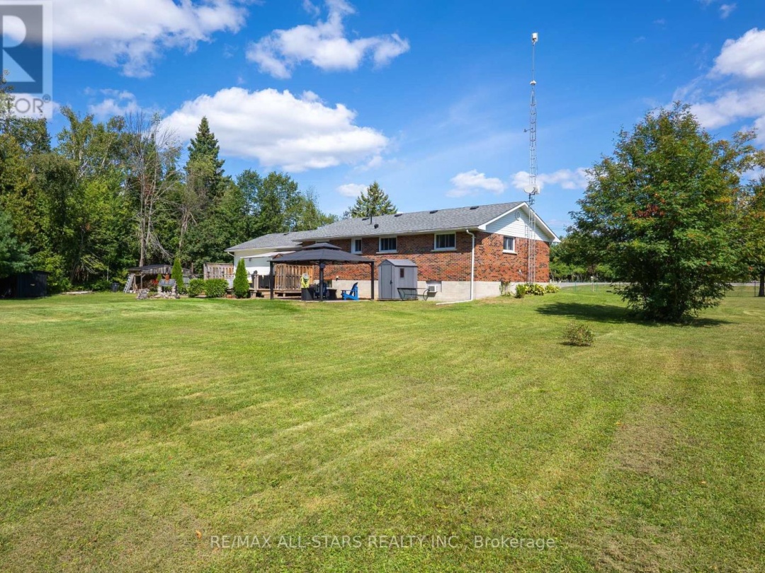 6077 HWY 35, 