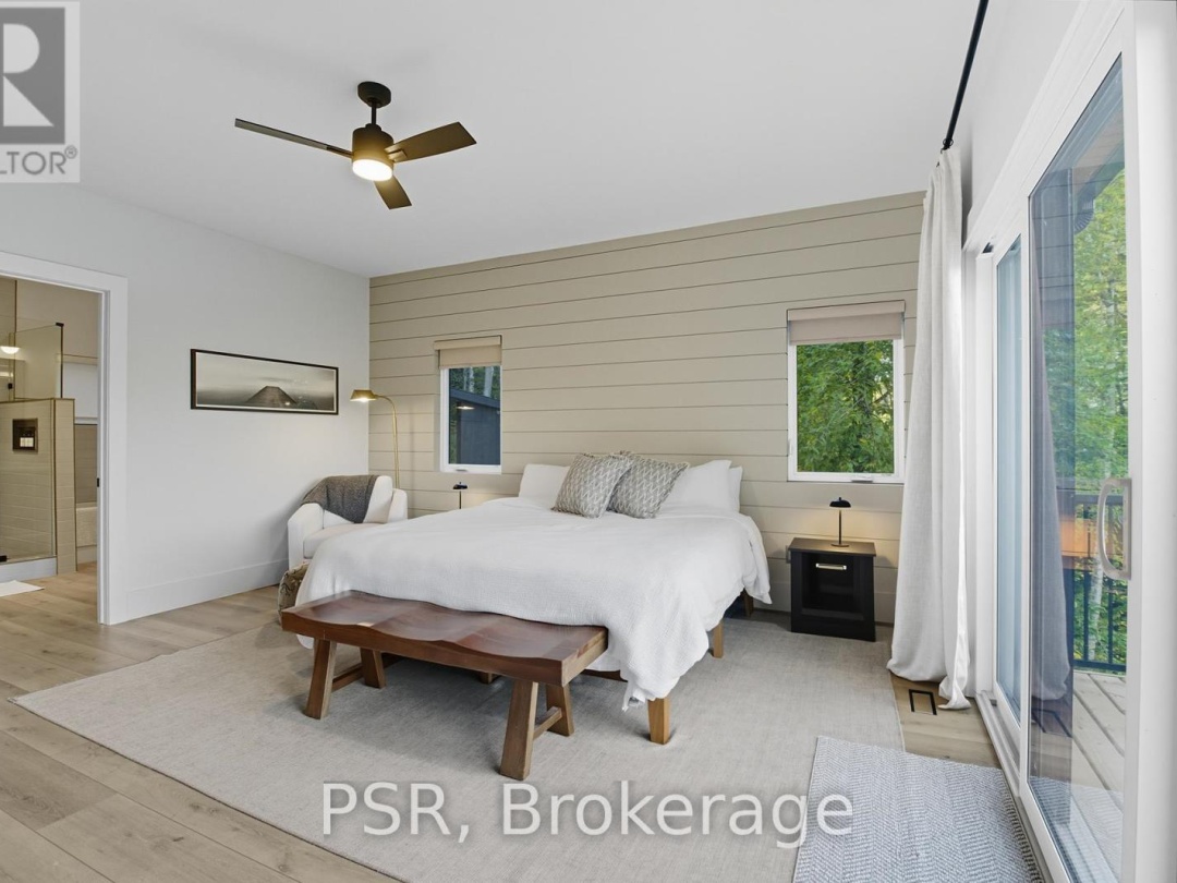 1399 BAYBREEZE LANE, 