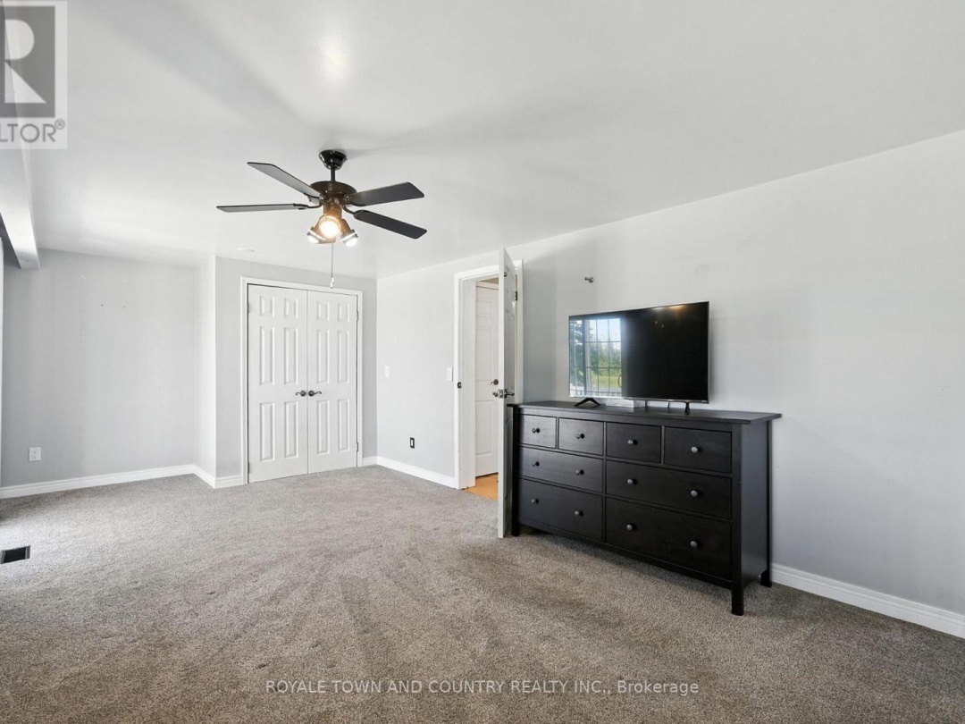128 PEARNS ROAD, 