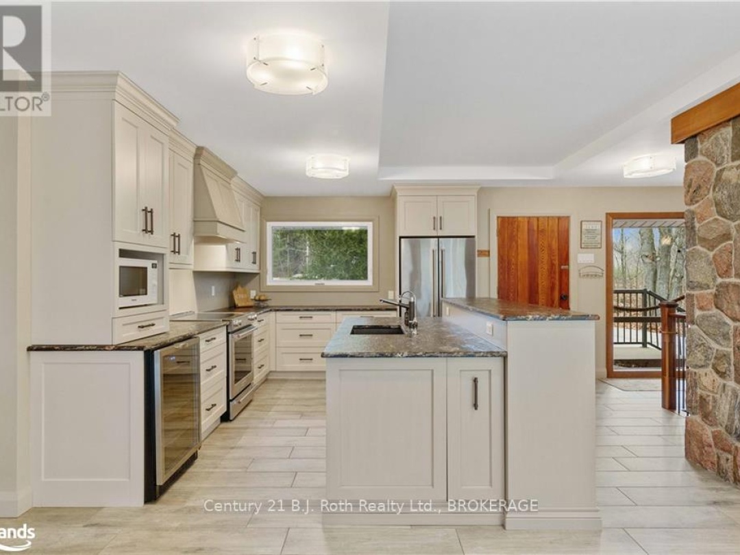2983 Whelan Way, Black Lake