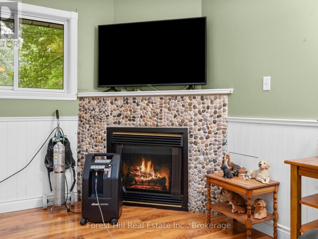 12 CRESTVIEW DRIVE, 