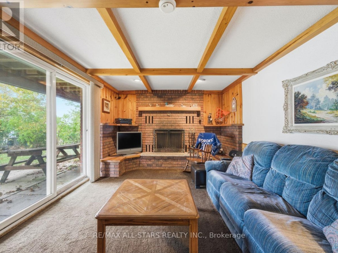 94 PLUM POINT LANE, 