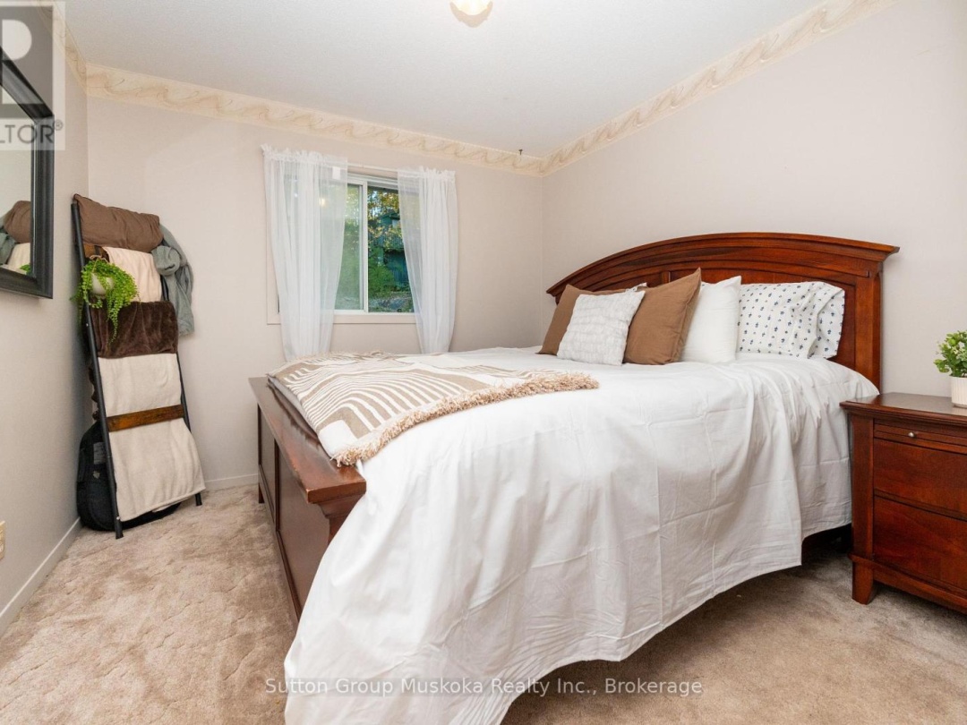 7 GLENWOOD DRIVE, 