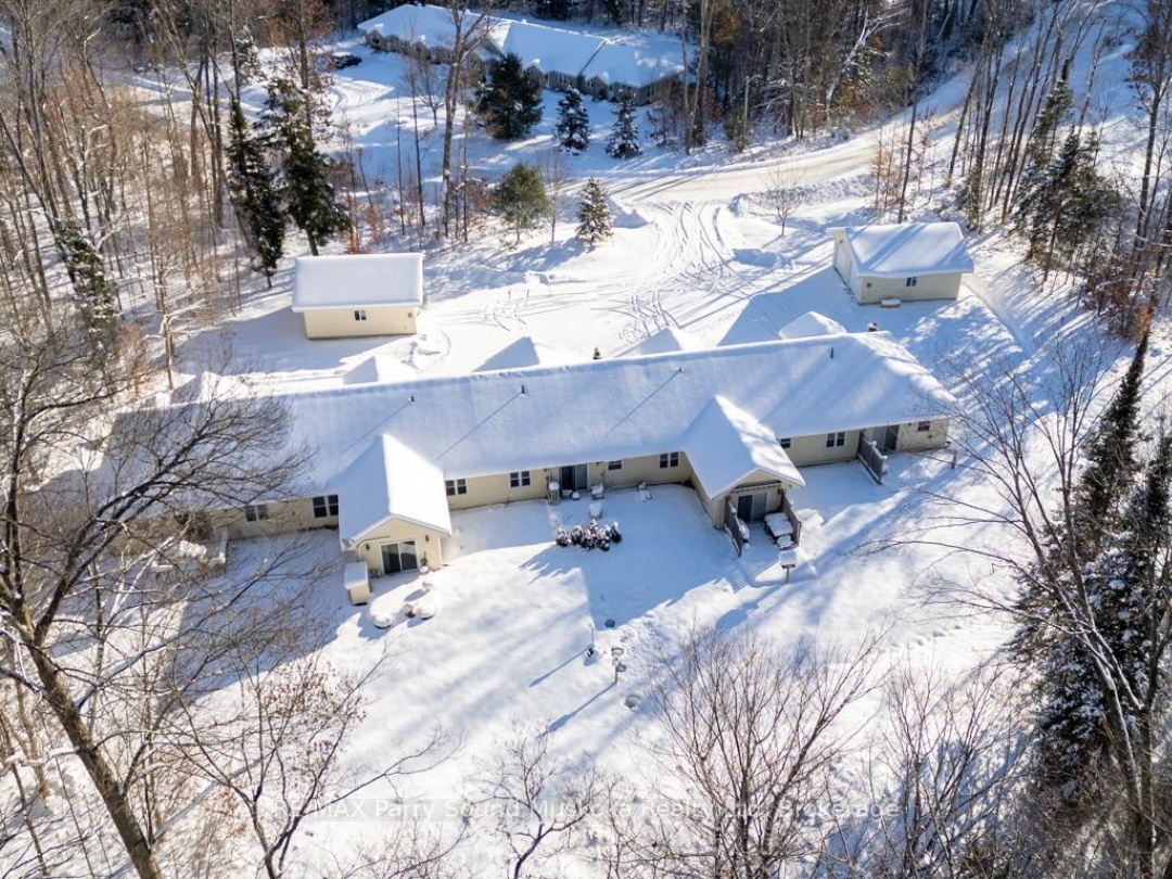 17 - 25 SEGUIN PLACE, 