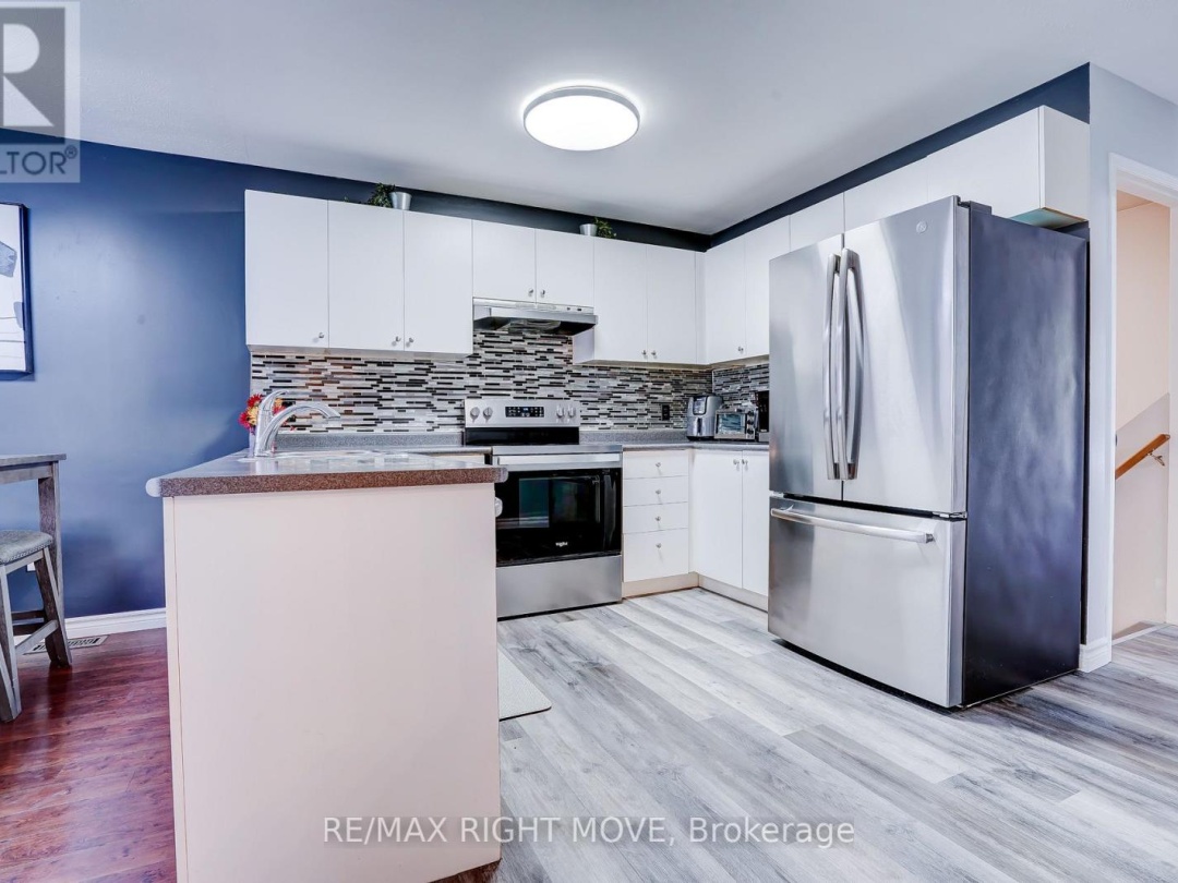 32 JULIA CRESCENT, 