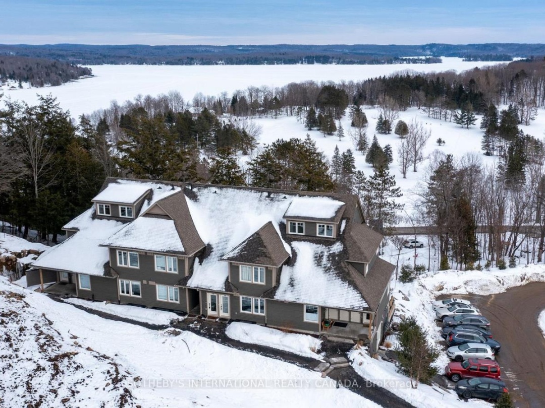 302 - 3 TREE TOPS LANE, Peninsula Lake