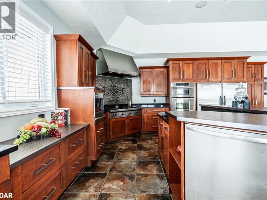 1372 DIVISION ROAD EAST, 