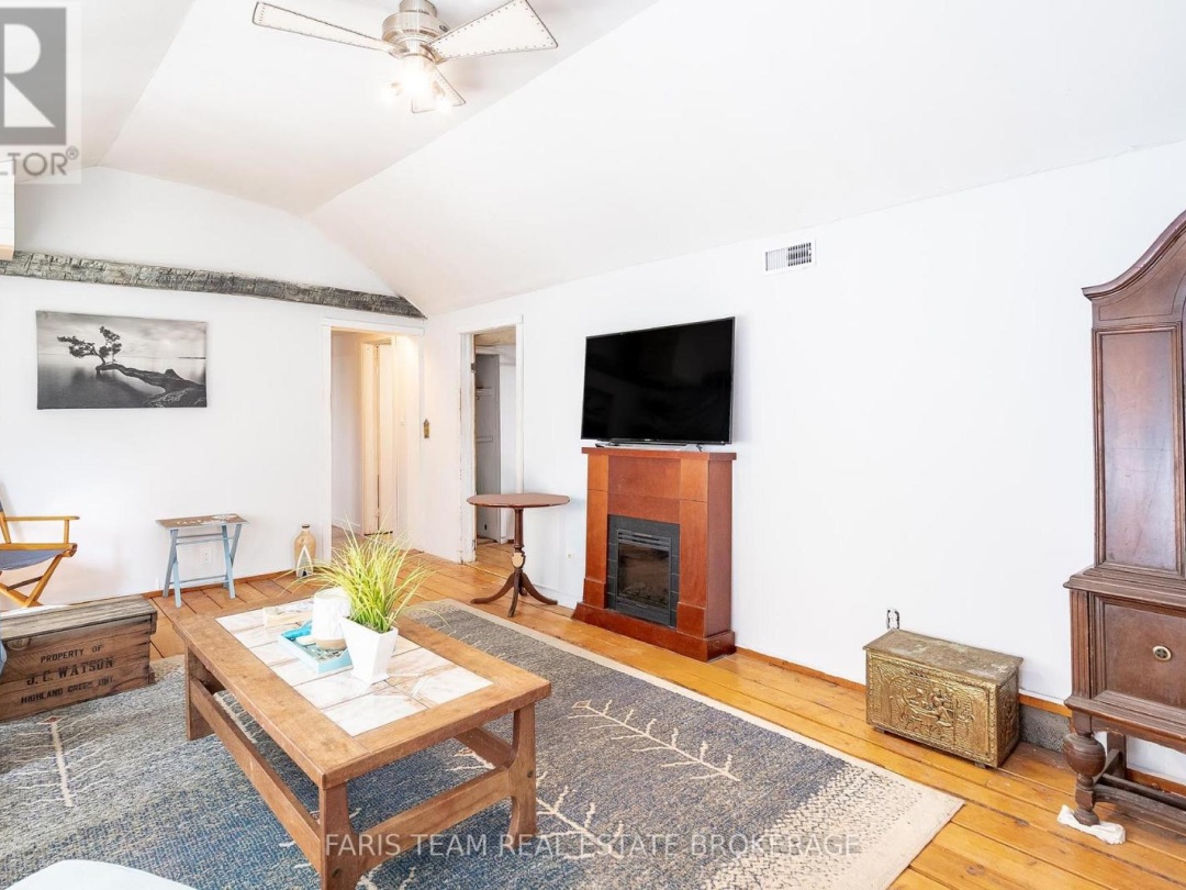 16 WATERSIDE DRIVE, 