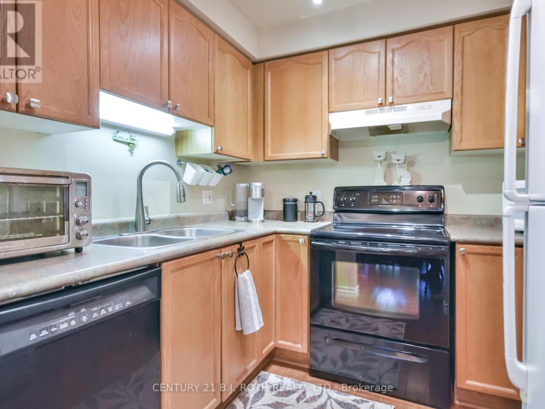 17 VIVIAN LANE, 