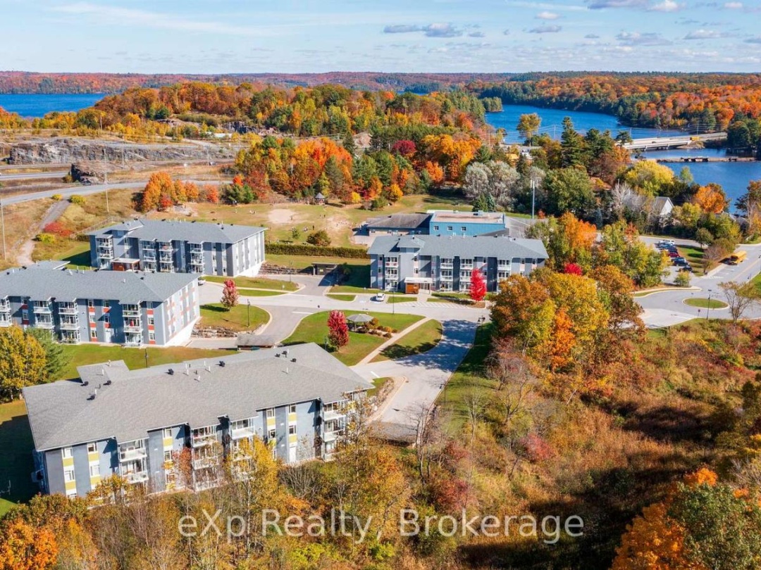 308 - 20D SILVER BIRCH COURT, 