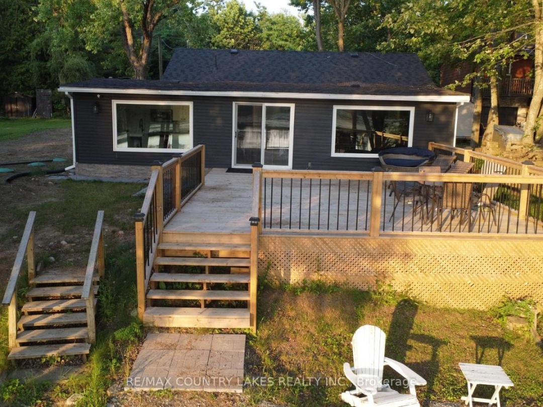 10 ROCKSIDE LANE, 