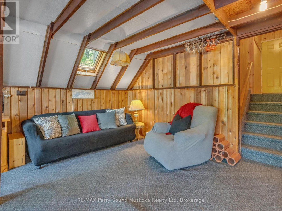 124 HEALEY LAKE WATER, 