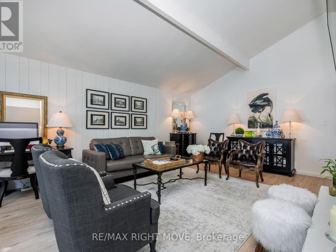 18 MAPLE DRIVE, 