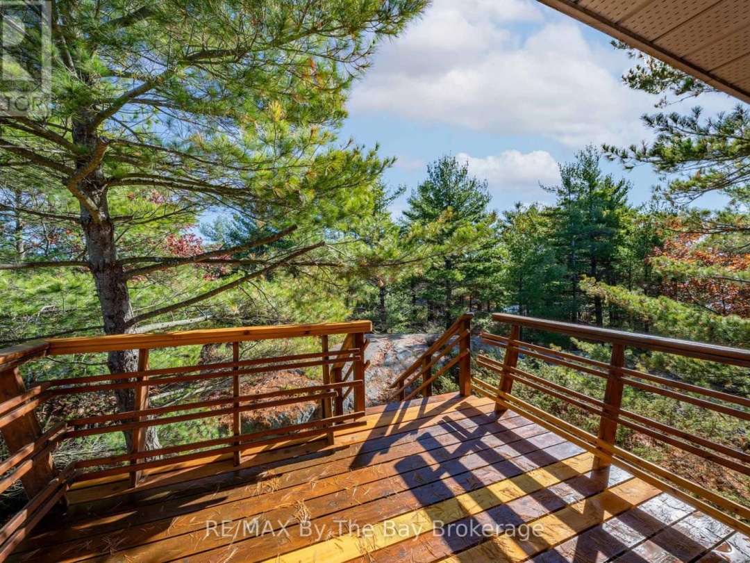 2 ISLAND 2890, Georgian Bay