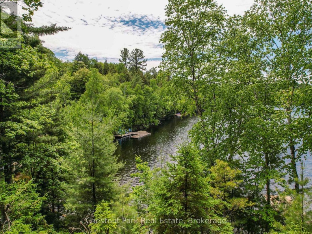 652 North Waseosa Lake Road, Waseosa Lake
