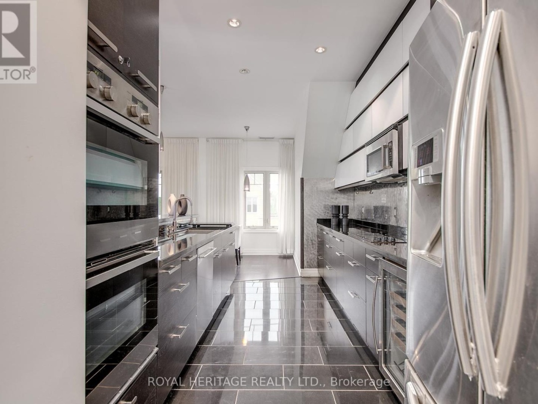 130 STEAMSHIP BAY ROAD, 