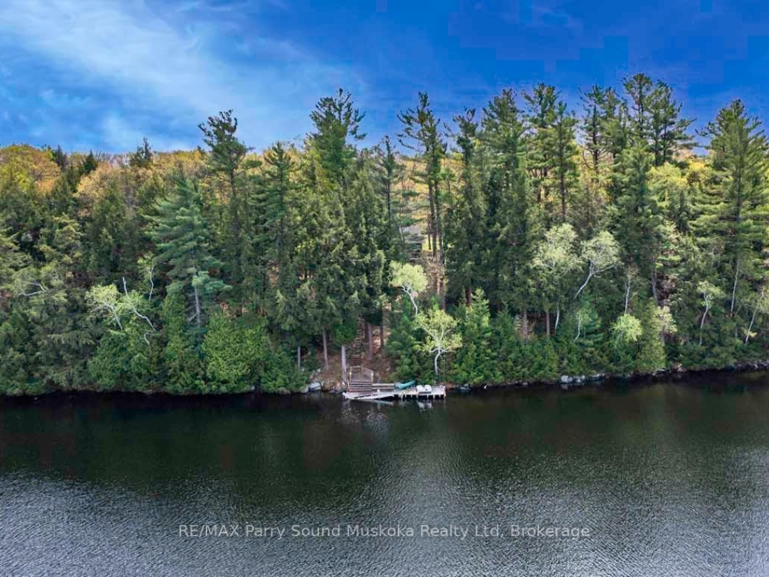 33 HOUSTON LANE, Otter Lake