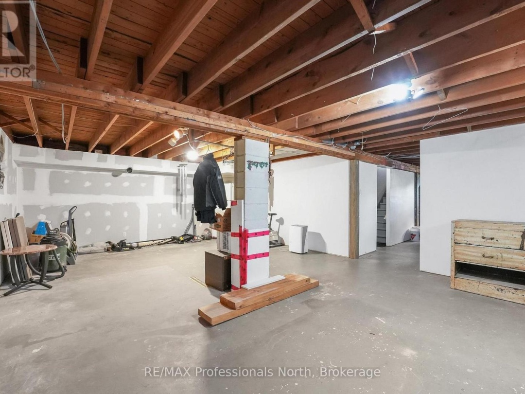 4072 GELERT ROAD, 