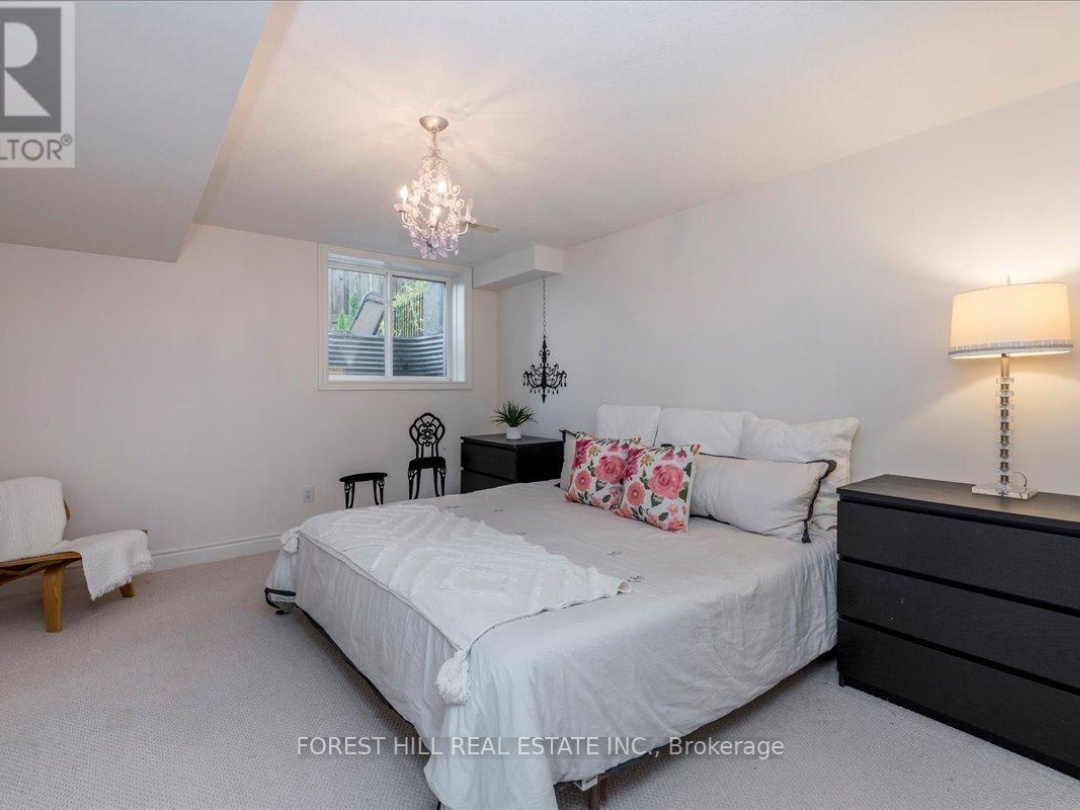 10 - 10 INVERMARA COURT, 