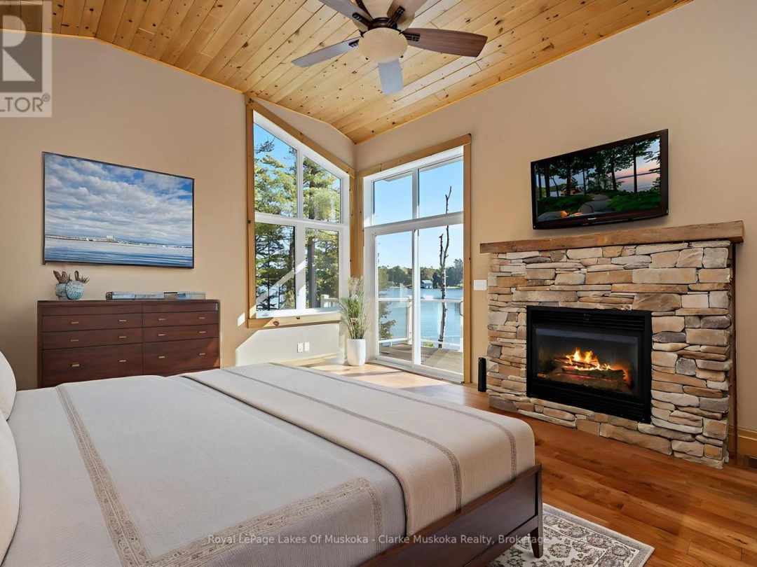 1064 ROAD 3200 & 0 PARKERS POINT ROAD, Lake Muskoka