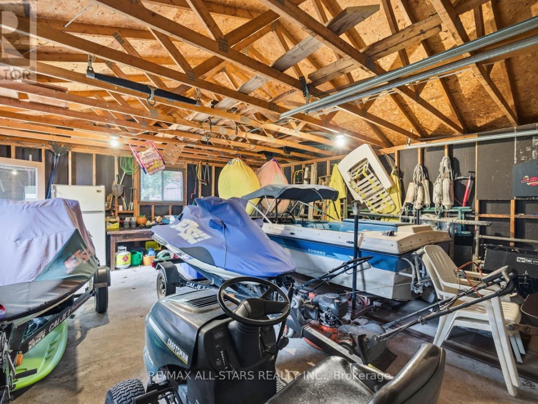 94 PLUM POINT LANE, 